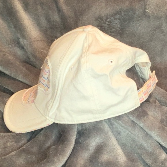 Disney brand - Picture 3 of 3